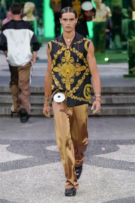 Versace 2023 春夏男士系列 